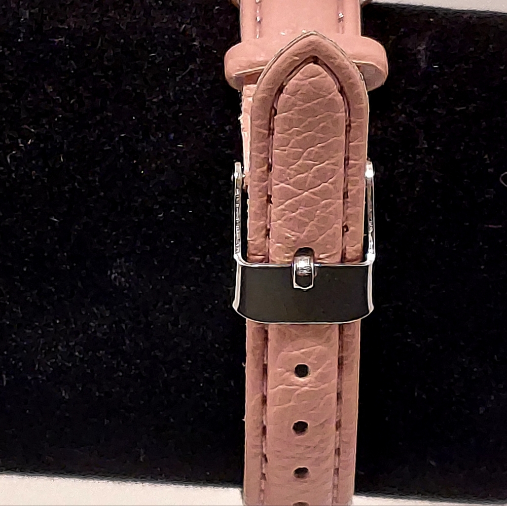 My Melody Watch With Pink Strap - Picture 3 of 4